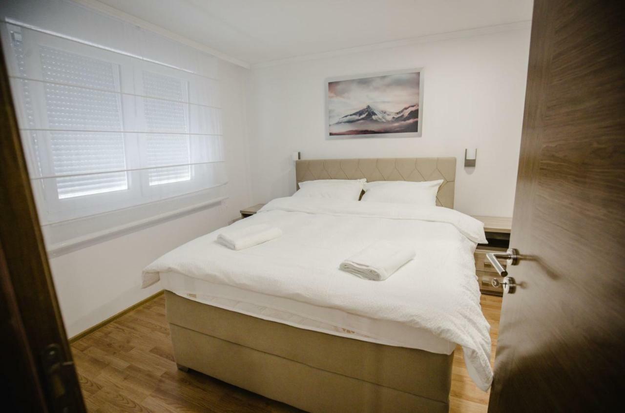 דירות Brčko Trupl Apartman 5 - Stan Na Dan מראה חיצוני תמונה